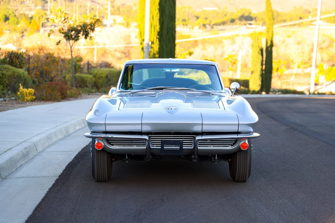 1963 Chevrolet Corvette C2 - Image 27 of 31