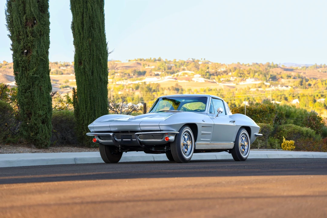 1963 Chevrolet Corvette C2 - Image 2 of 31