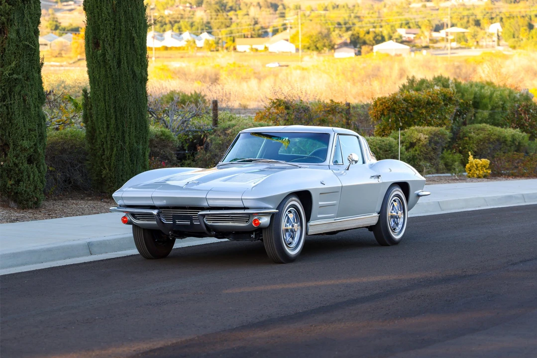 1963 Chevrolet Corvette C2 - Image 3 of 31