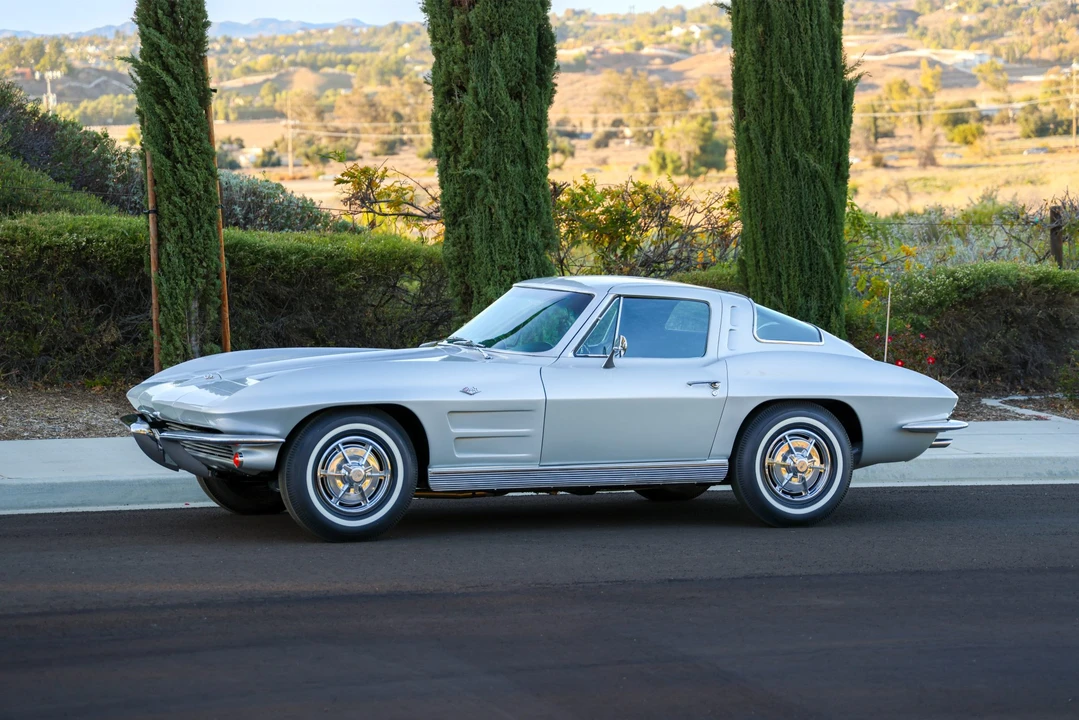 1963 Chevrolet Corvette C2 - Image 7 of 31