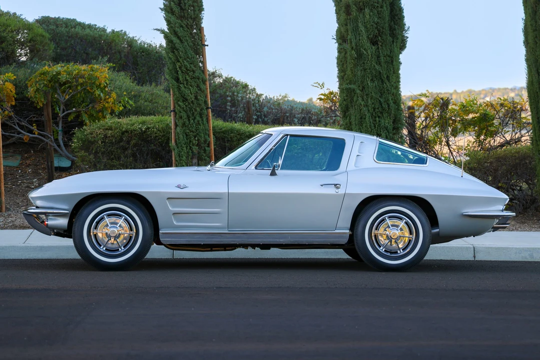 1963 Chevrolet Corvette C2 - Image 31 of 31