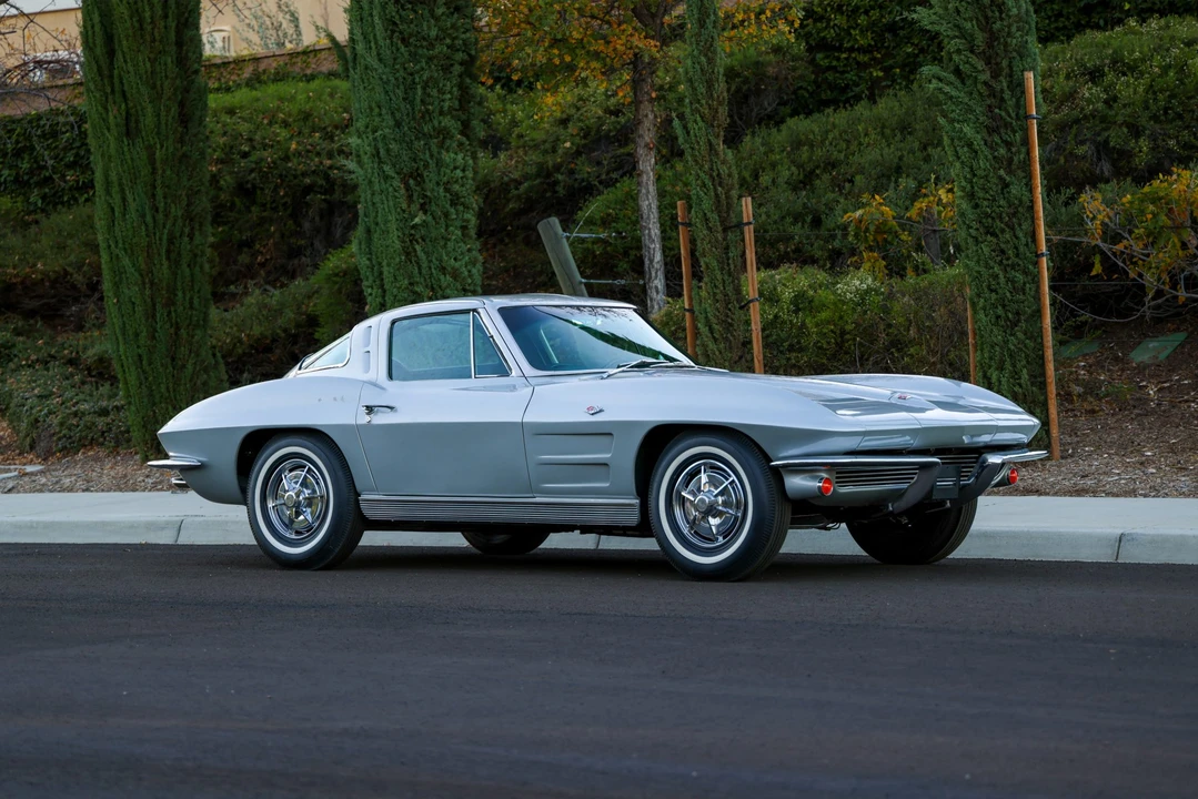 1963 Chevrolet Corvette C2 - Image 21 of 31