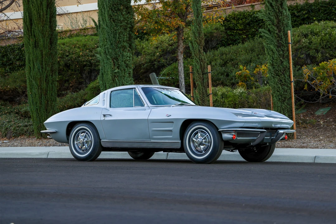 1963 Chevrolet Corvette C2 - Image 22 of 31