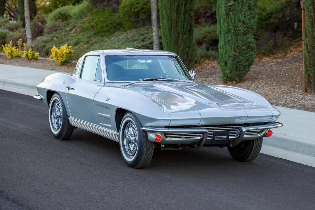 1963 Chevrolet Corvette C2 - Image 25 of 31