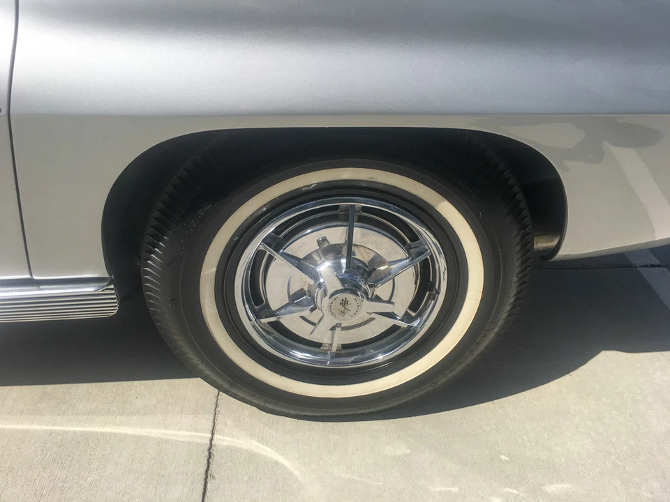 1963 Chevrolet Corvette C2 - Image 15 of 31