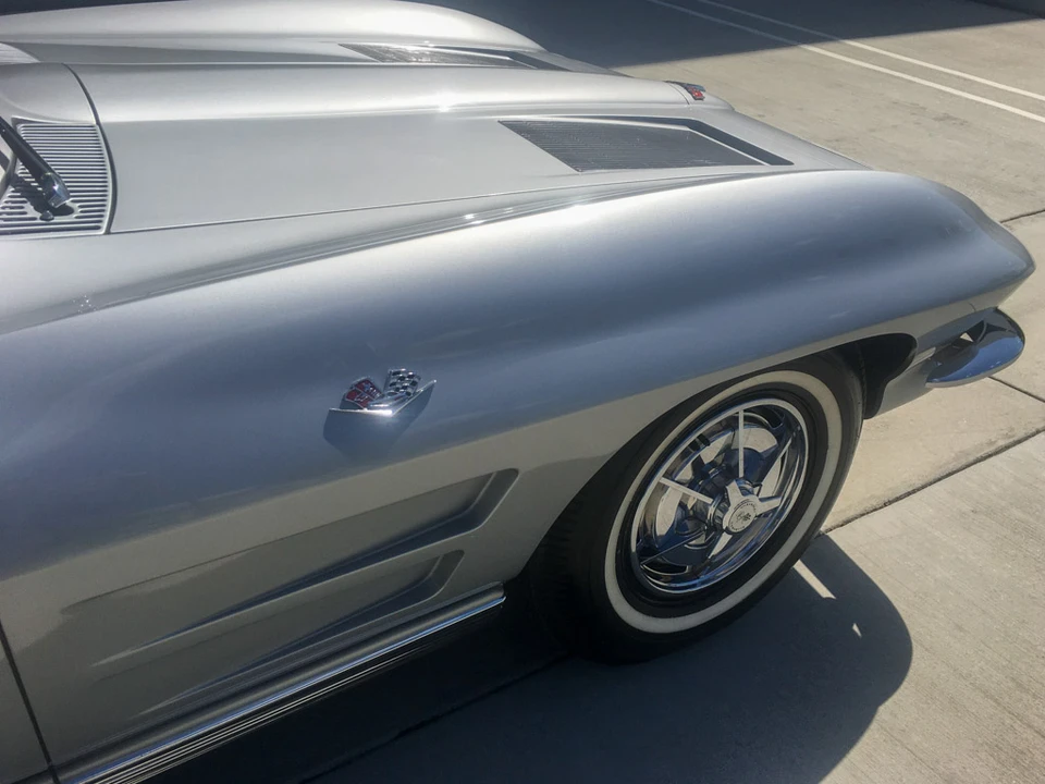 1963 Chevrolet Corvette C2 - Image 19 of 31