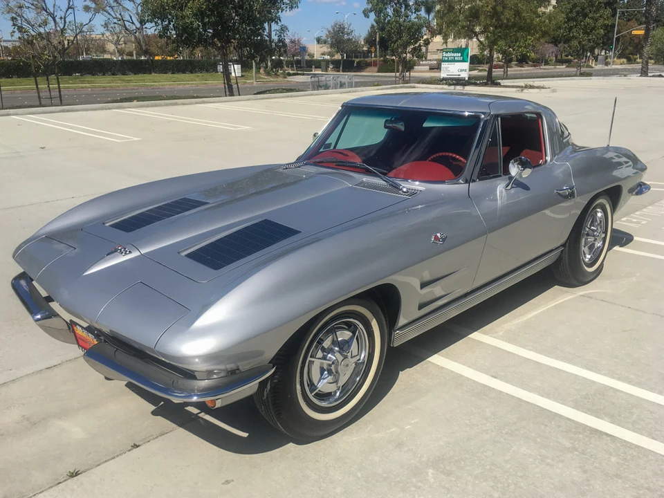 1963 Chevrolet Corvette C2 - Image 2 of 31