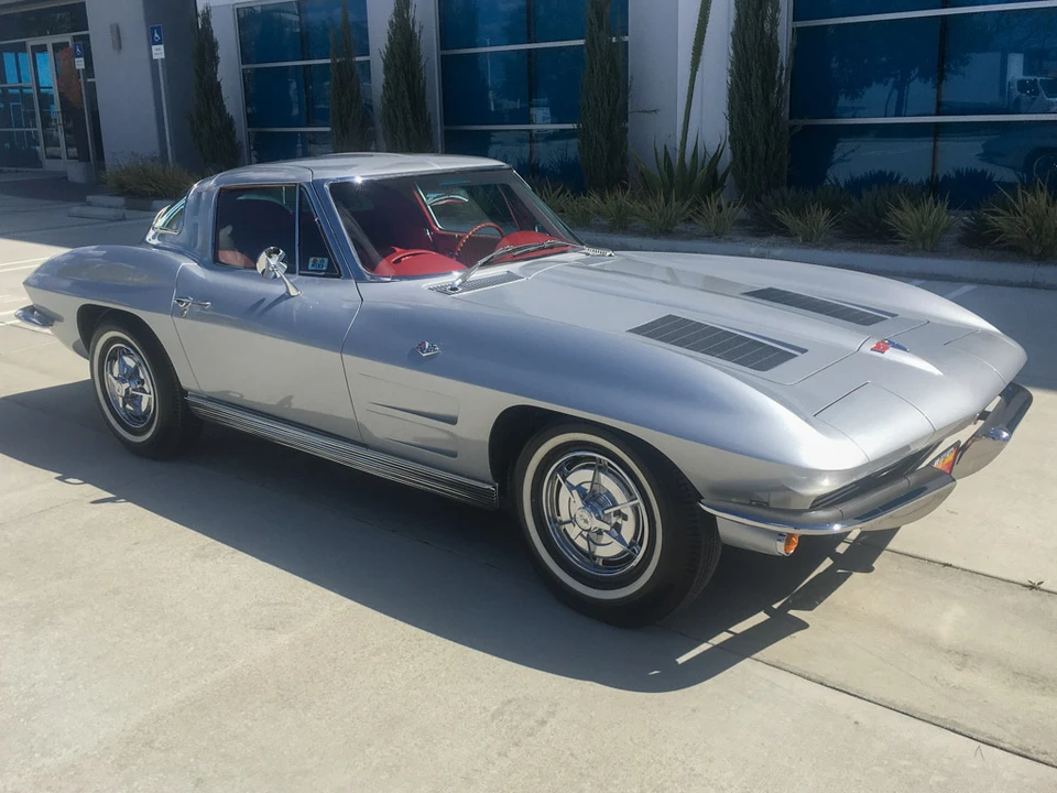 1963 Chevrolet Corvette C2 - Image 9 of 31