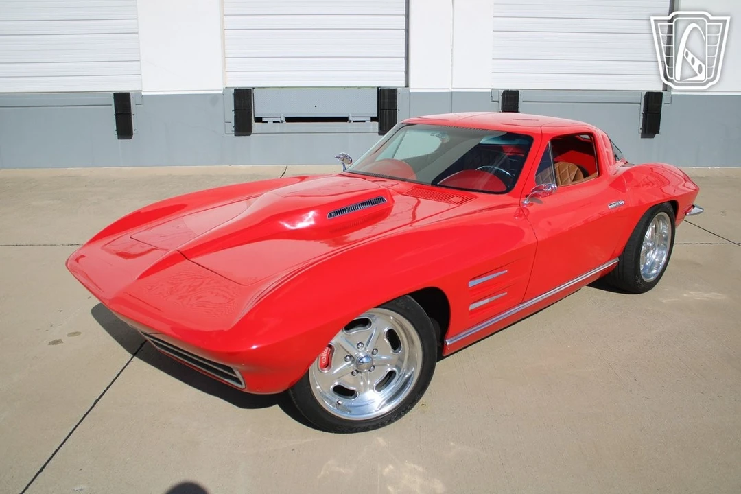 1963 Chevrolet Corvette C2 - Image 4 of 12