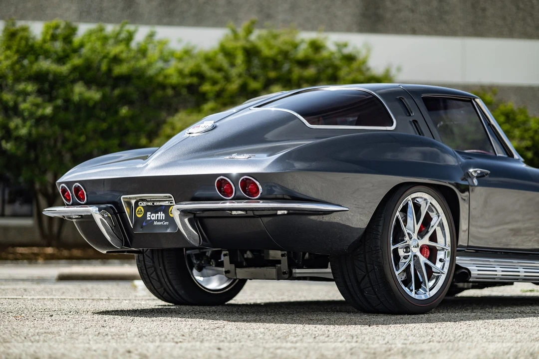 1963 Chevrolet Corvette C2 - Image 17 of 31