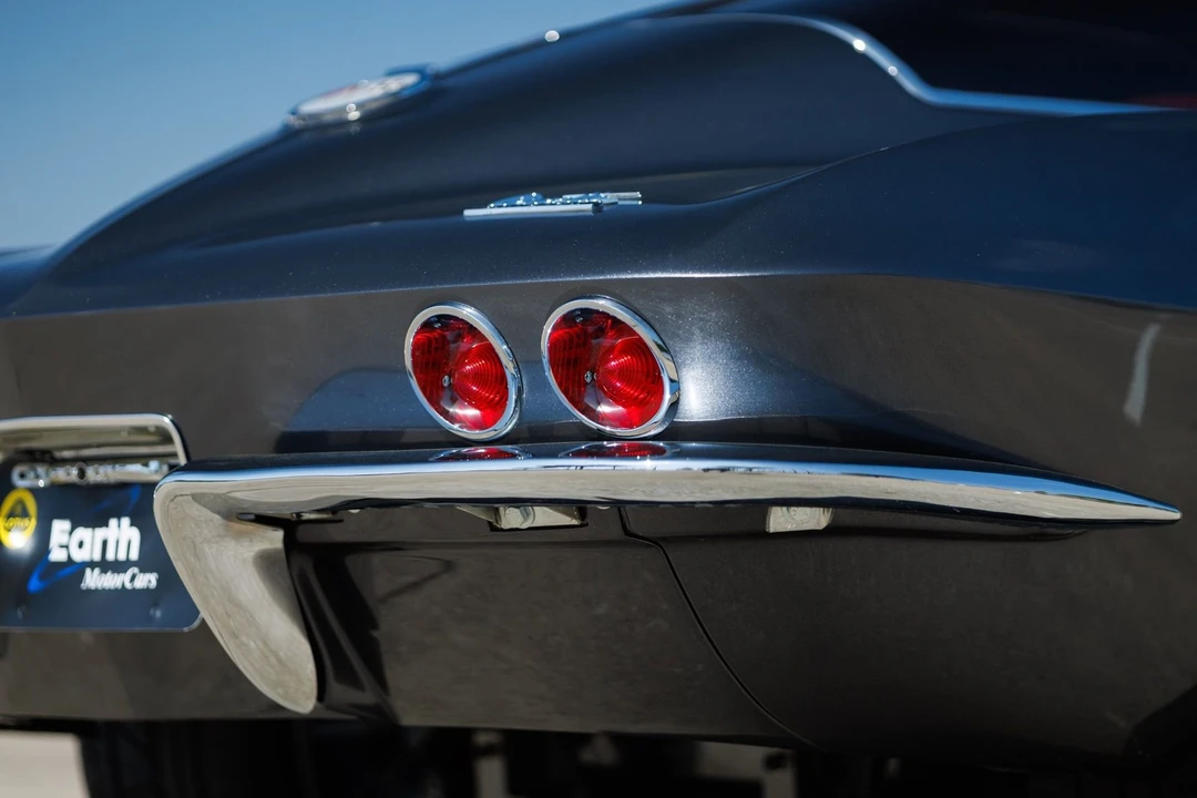 1963 Chevrolet Corvette C2 - Image 20 of 21