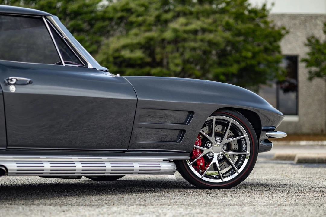 1963 Chevrolet Corvette C2 - Image 25 of 31