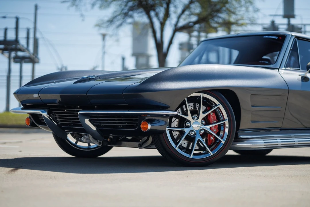 1963 Chevrolet Corvette C2 - Image 16 of 21