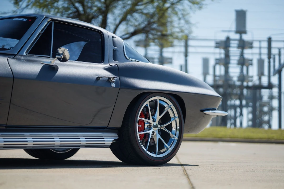 1963 Chevrolet Corvette C2 - Image 17 of 21
