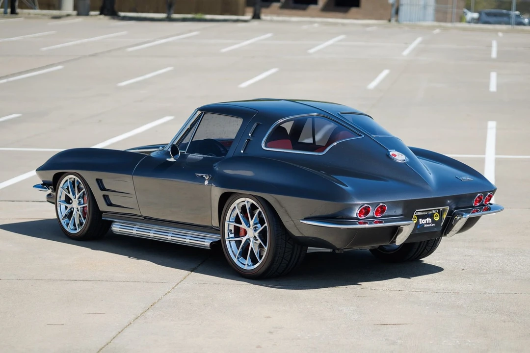 1963 Chevrolet Corvette C2 - Image 8 of 21