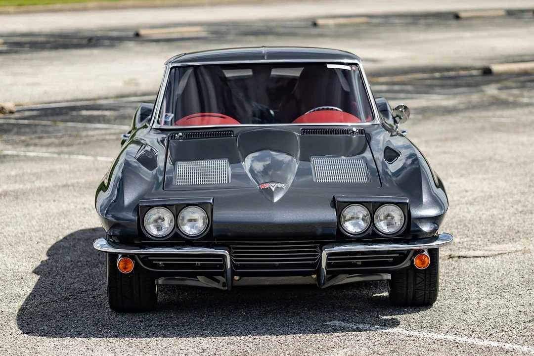 1963 Chevrolet Corvette C2 - Image 30 of 31