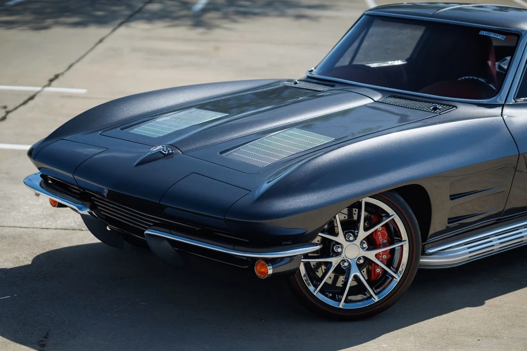 1963 Chevrolet Corvette C2 - Image 15 of 21