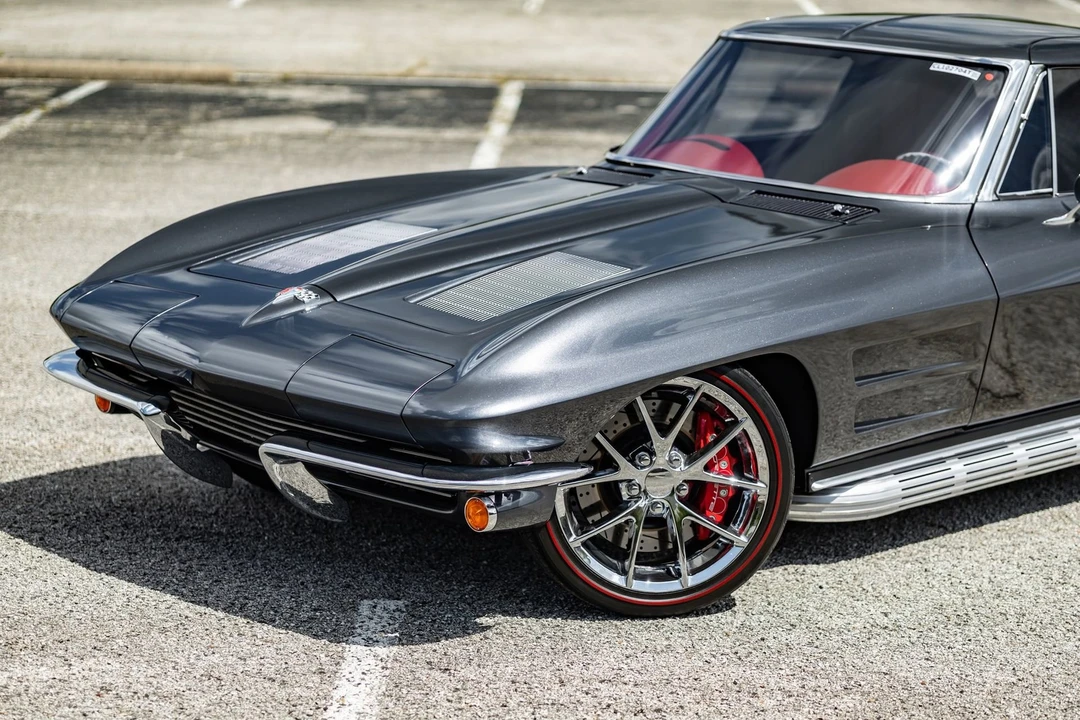 1963 Chevrolet Corvette C2 - Image 6 of 31