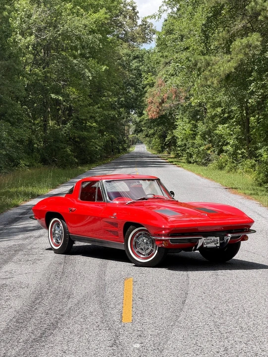 1963 Chevrolet Corvette C2 - Image 6 of 31