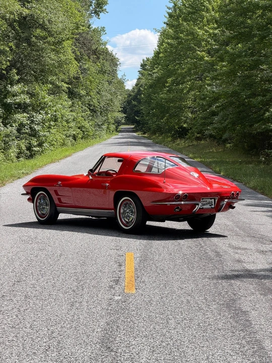 1963 Chevrolet Corvette C2 - Image 12 of 31