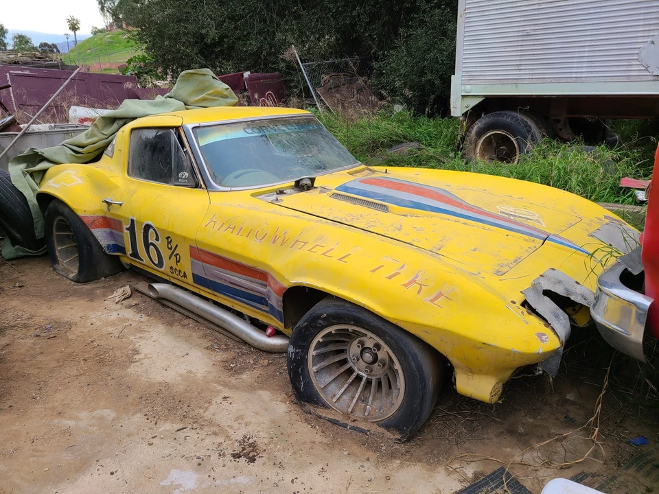 1963 Chevrolet Corvette C2 - Image 15 of 31