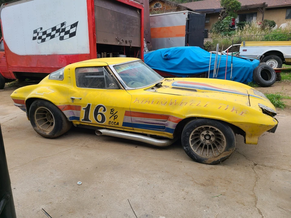 1963 Chevrolet Corvette C2 - Image 13 of 31