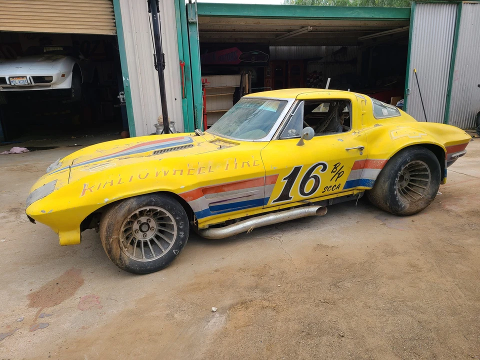 1963 Chevrolet Corvette C2 - Image 7 of 31