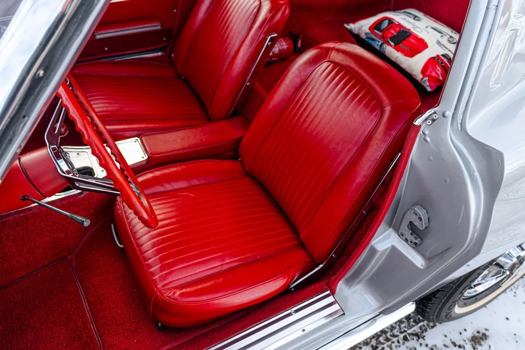 1963 Chevrolet Corvette C2 - Image 8 of 30