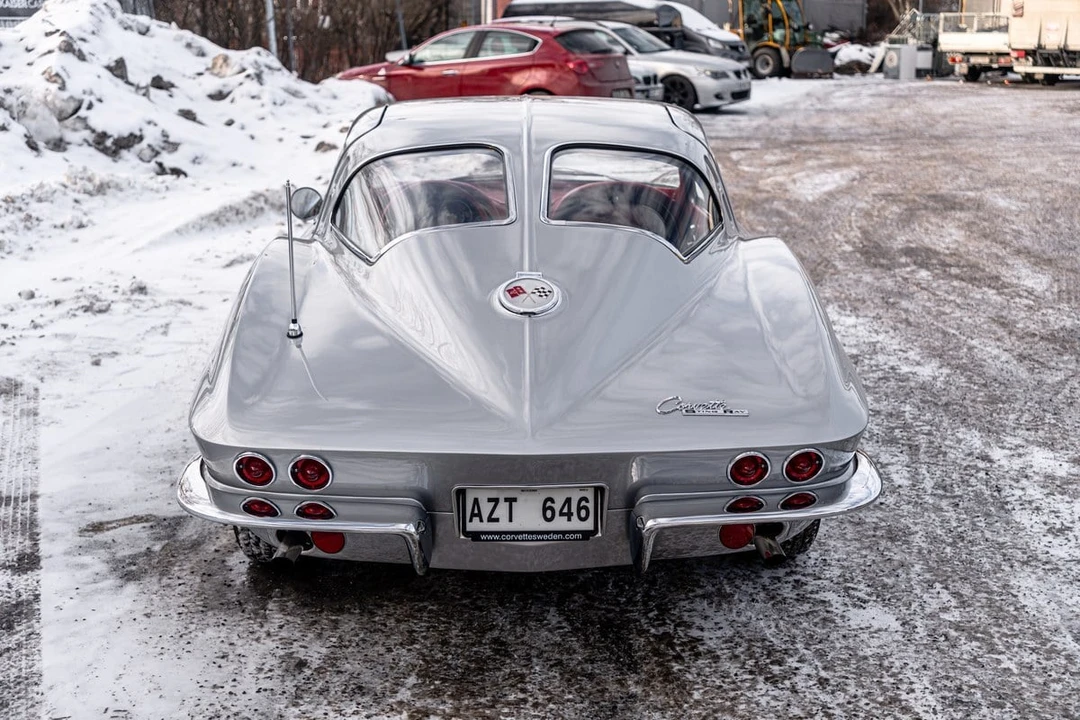 1963 Chevrolet Corvette C2 - Image 17 of 30