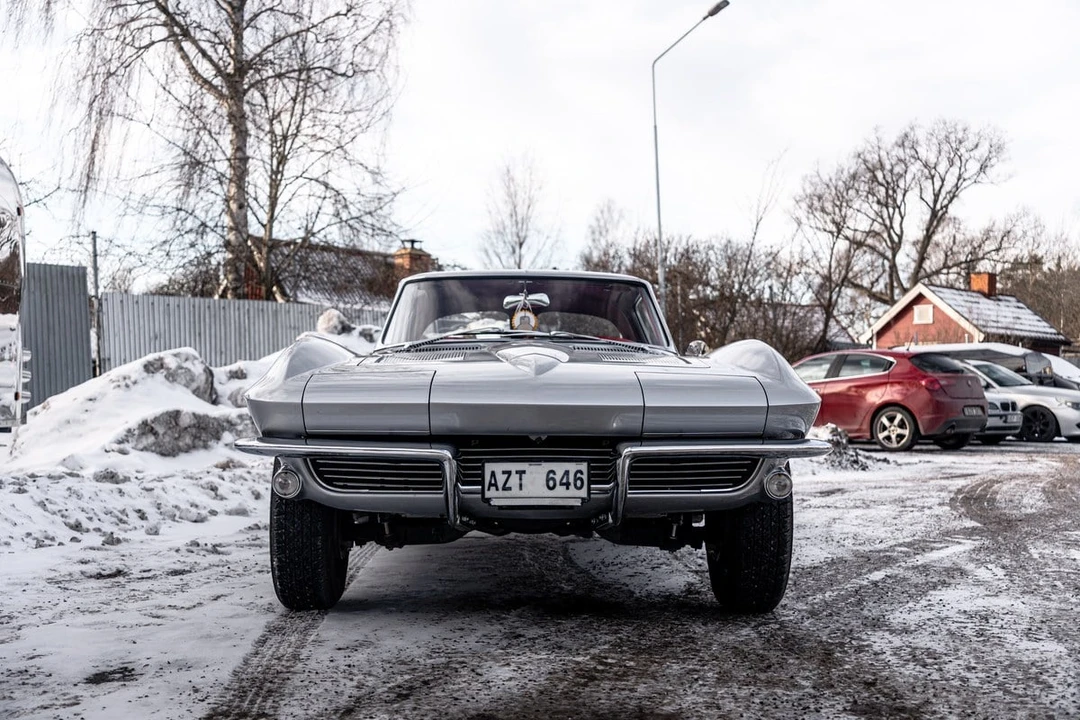 1963 Chevrolet Corvette C2 - Image 22 of 30