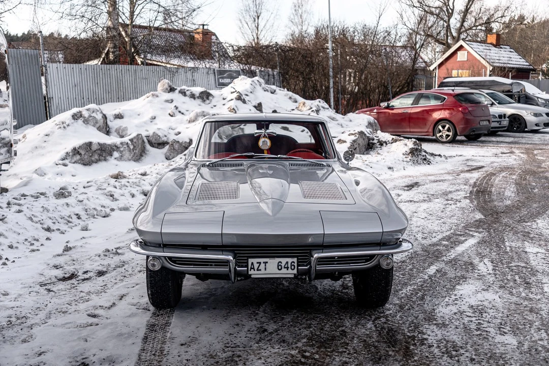 1963 Chevrolet Corvette C2 - Image 3 of 30