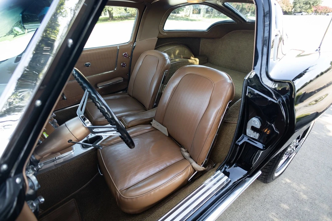 1963 Chevrolet Corvette C2 - Image 30 of 31