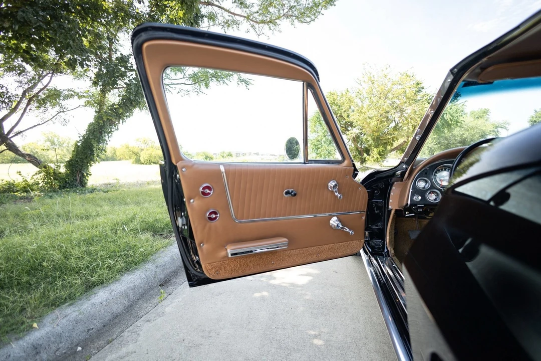 1963 Chevrolet Corvette C2 - Image 28 of 31