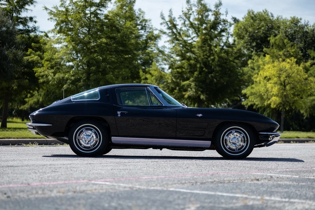 1963 Chevrolet Corvette C2 - Image 15 of 31