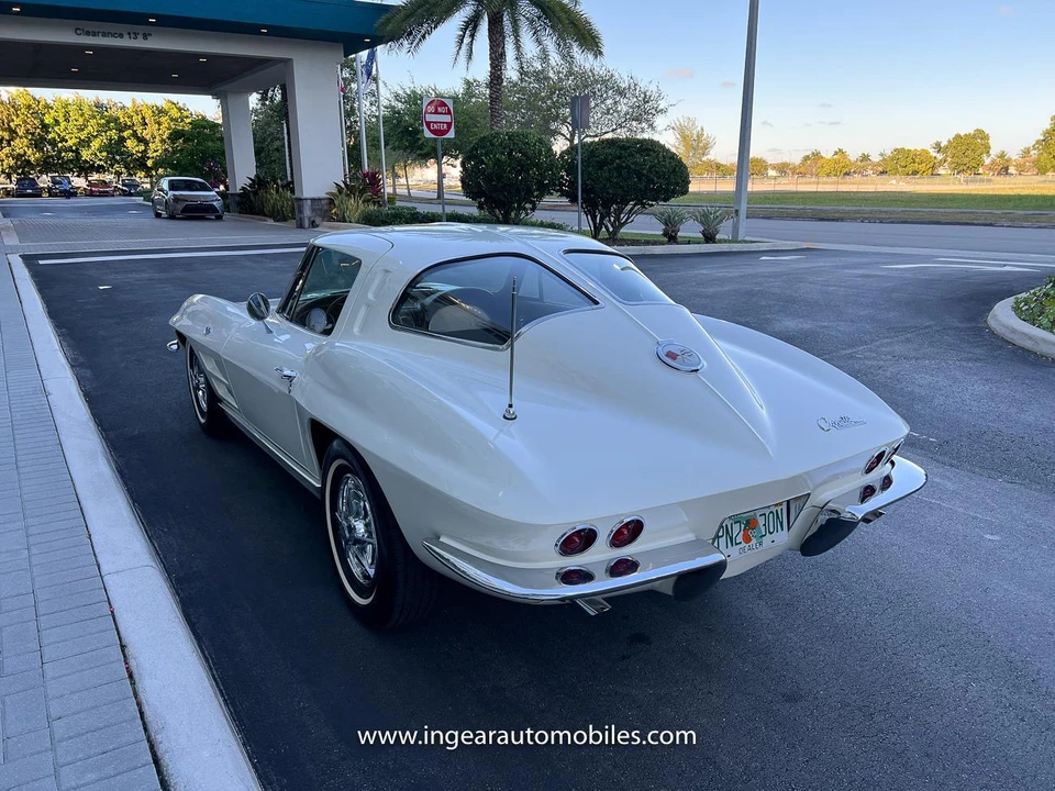 1963 Chevrolet Corvette C2 - Image 16 of 21