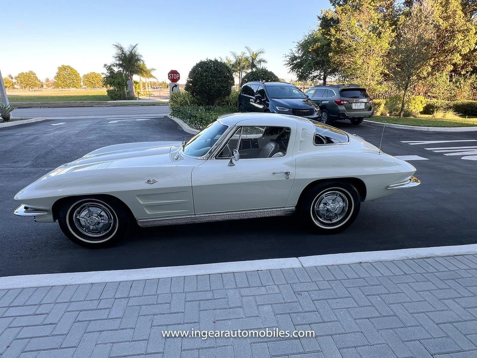 1963 Chevrolet Corvette C2 - Image 14 of 21