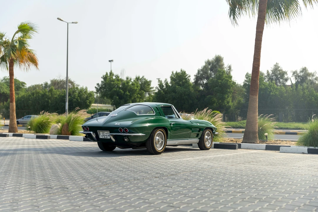 1963 Chevrolet Corvette C2 - Image 16 of 21