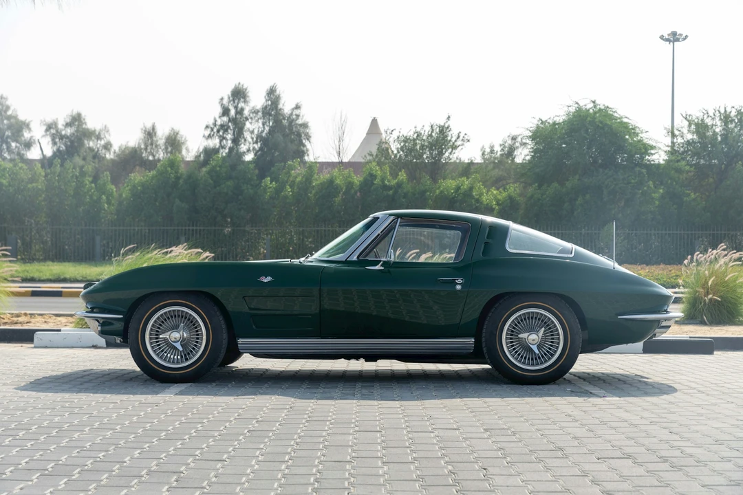 1963 Chevrolet Corvette C2 - Image 8 of 21