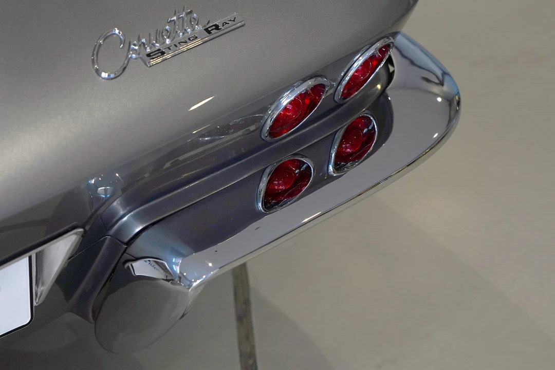 1963 Chevrolet Corvette C2 - Image 12 of 31
