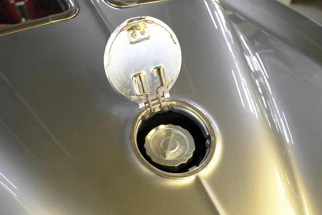 1963 Chevrolet Corvette C2 - Image 15 of 31