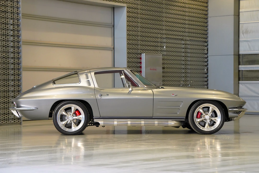 1963 Chevrolet Corvette C2 - Image 7 of 31