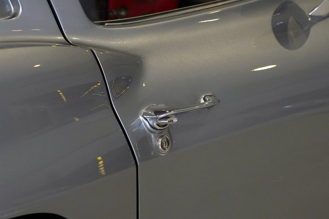 1963 Chevrolet Corvette C2 - Image 23 of 31