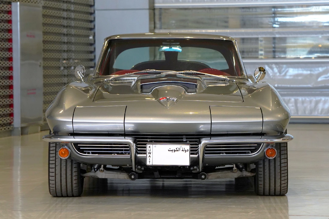 1963 Chevrolet Corvette C2 - Image 9 of 31