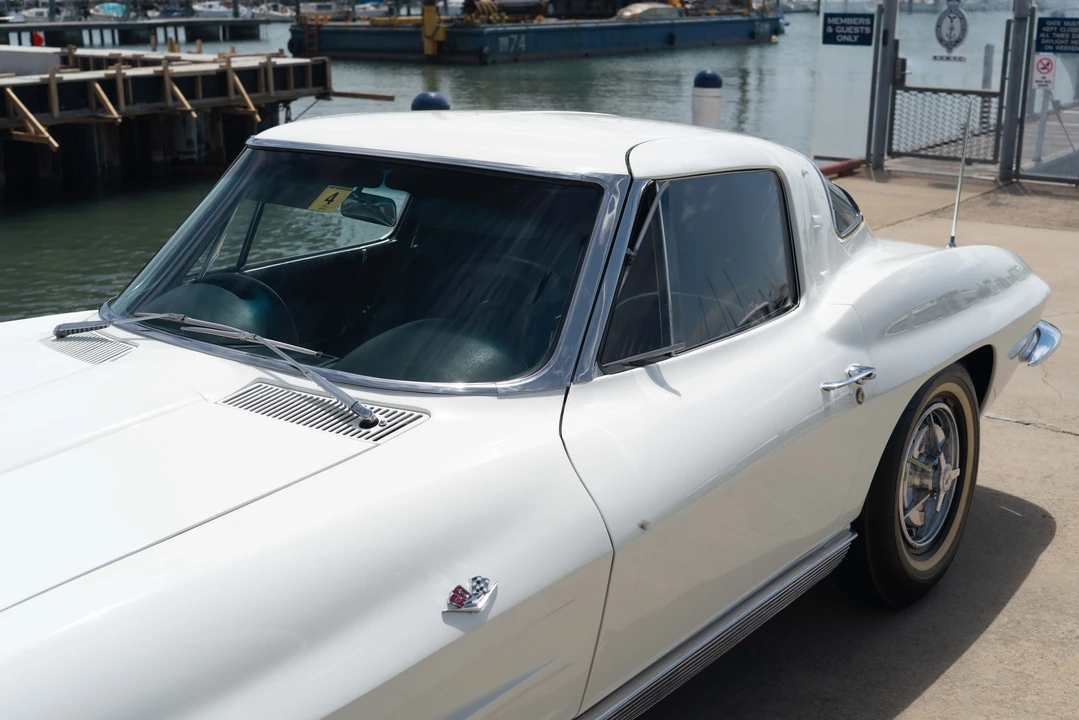 1963 Chevrolet Corvette C2 - Image 30 of 31