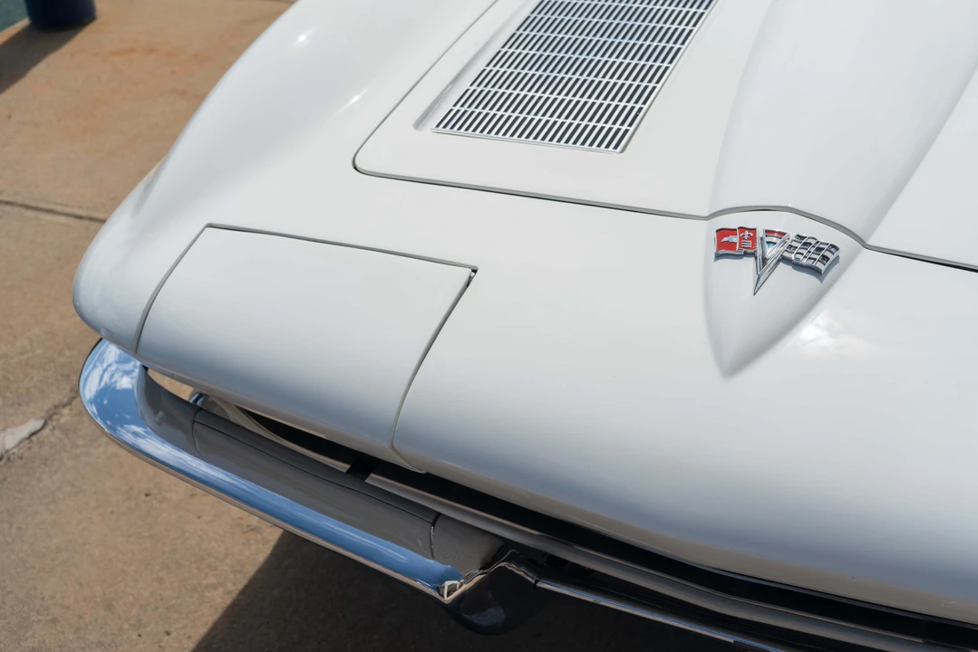 1963 Chevrolet Corvette C2 - Image 10 of 31