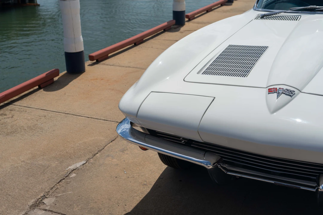1963 Chevrolet Corvette C2 - Image 14 of 31