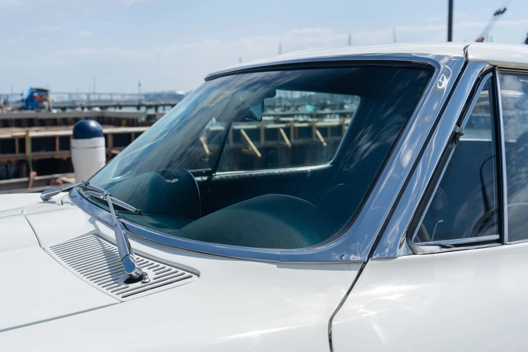 1963 Chevrolet Corvette C2 - Image 22 of 31
