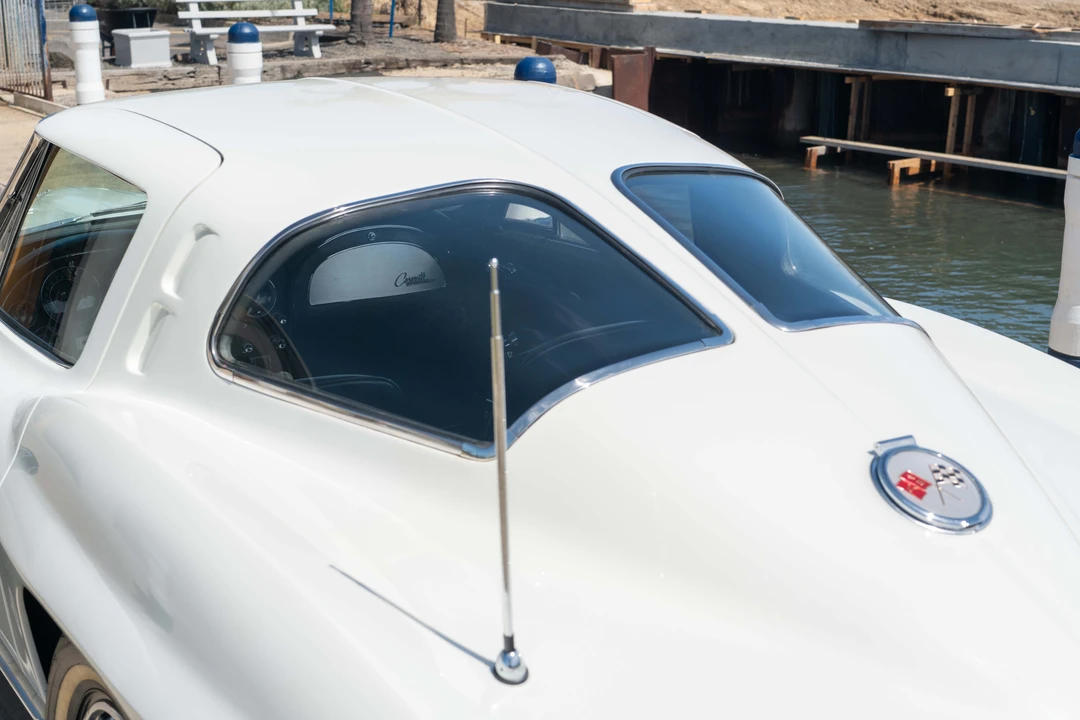 1963 Chevrolet Corvette C2 - Image 25 of 31