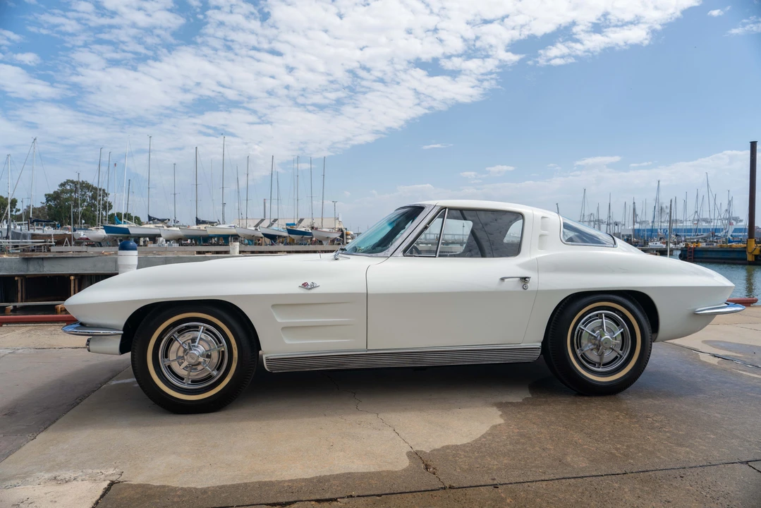 1963 Chevrolet Corvette C2 - Image 4 of 31