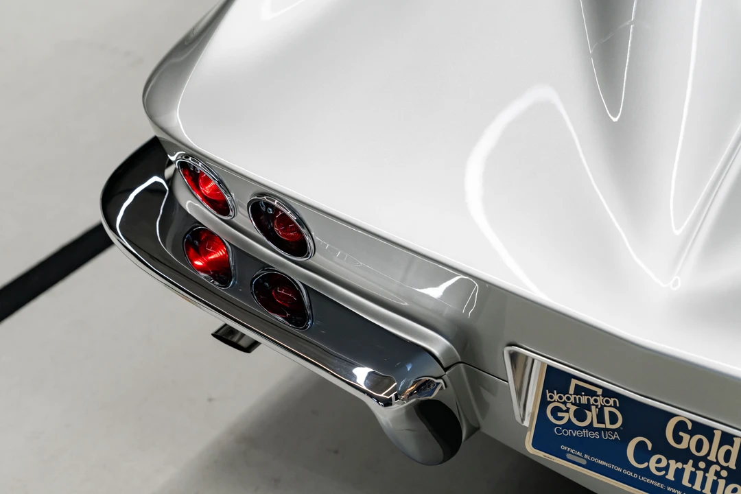 1963 Chevrolet Corvette C2 - Image 16 of 31